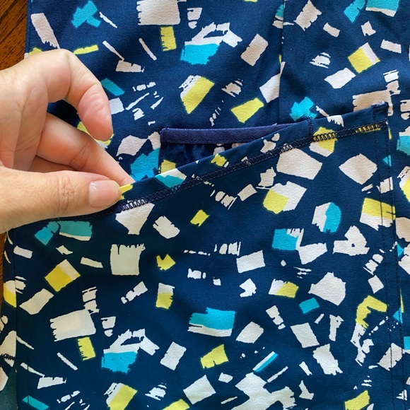 NWOT Cherokee Infinity scrub top - Picture 2 of 5